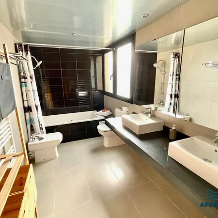 Tatil Evi Apartbeach De Castellvell